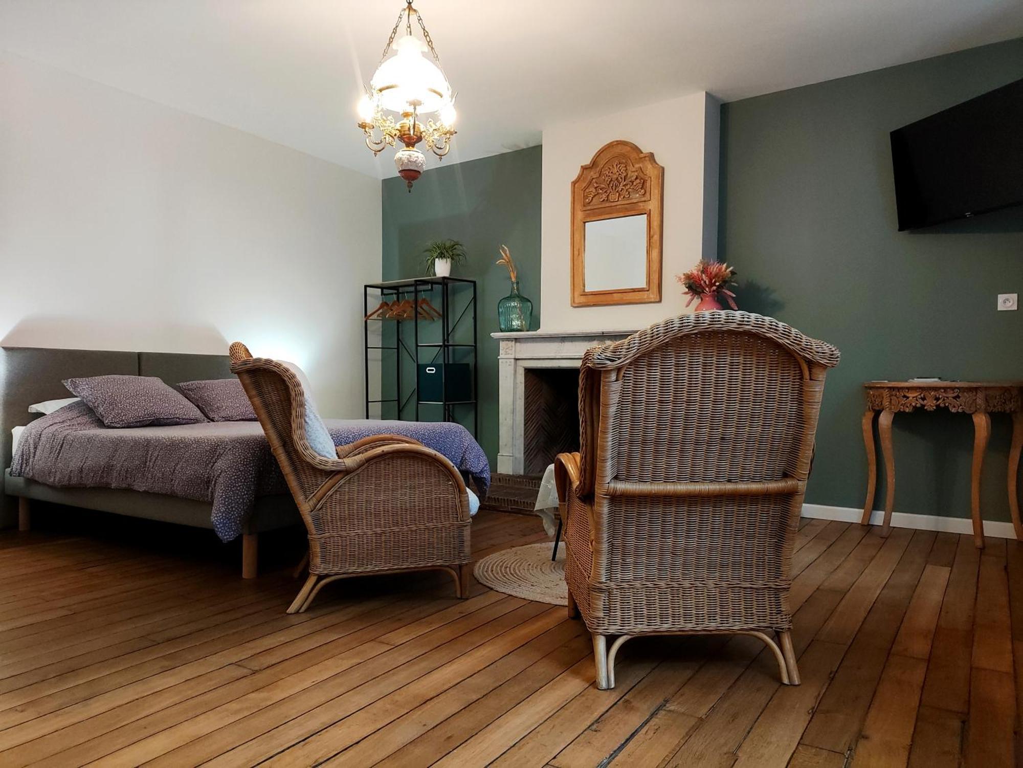 Le Relais Napoleon Bed & Breakfast Avesnes-sur-Helpe Eksteriør bilde